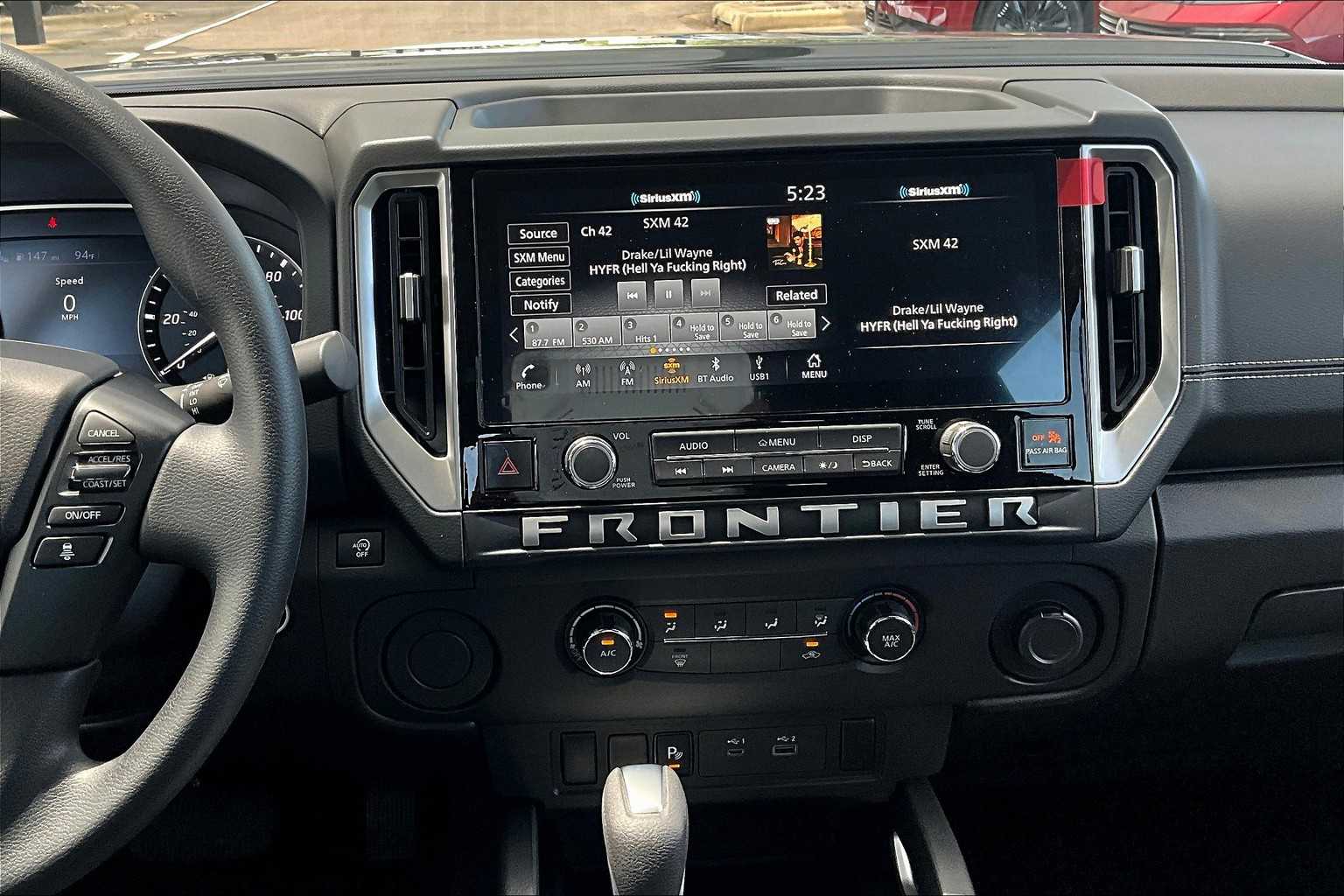 2025 Nissan Frontier SV photo 6