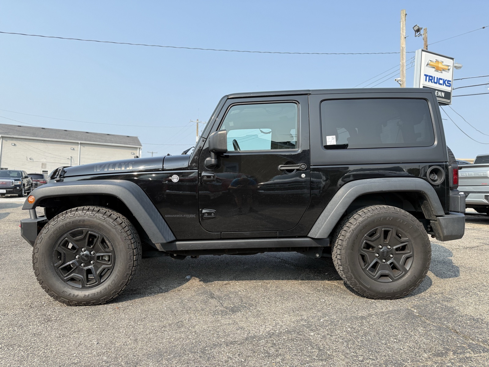 2018 Jeep Wrangler Willys Wheeler photo 3