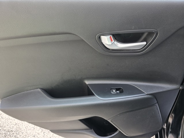 2020 Kia Rio S photo 11