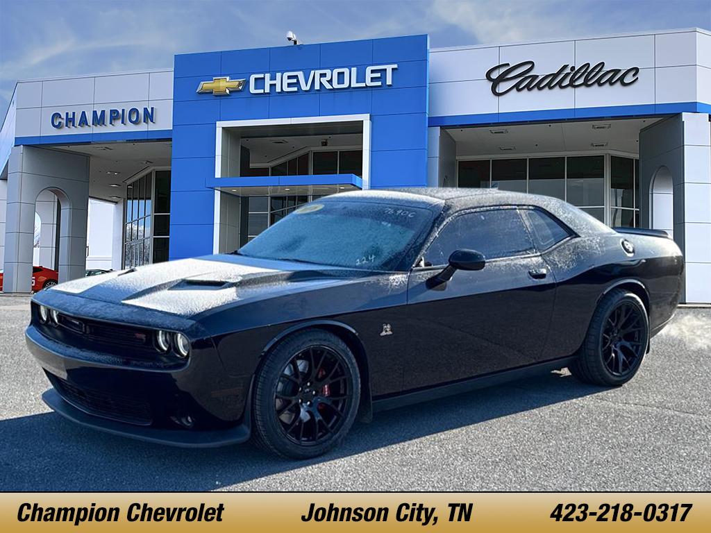 2016 Dodge Challenger Scat Pack's photo