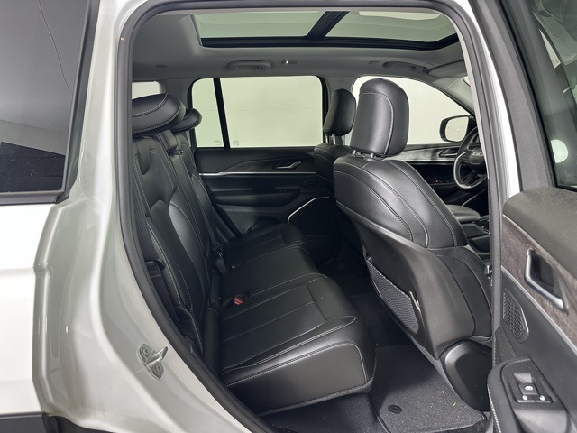 2022 Jeep Grand Cherokee Limited 4xe photo 15