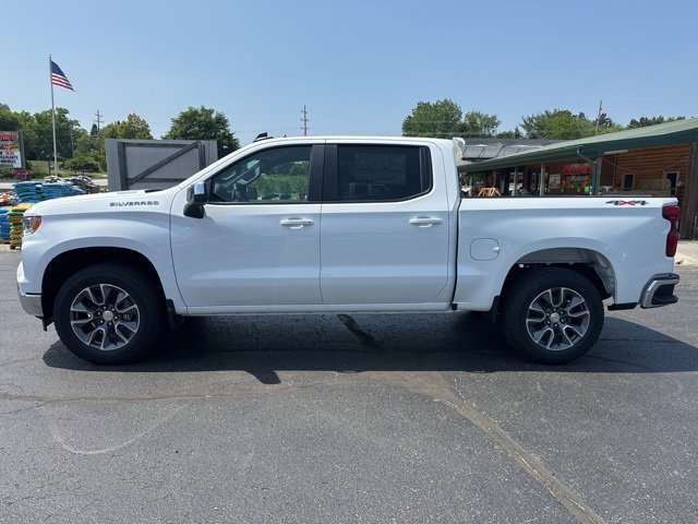 2025 Chevrolet Silverado 1500 LT photo 5