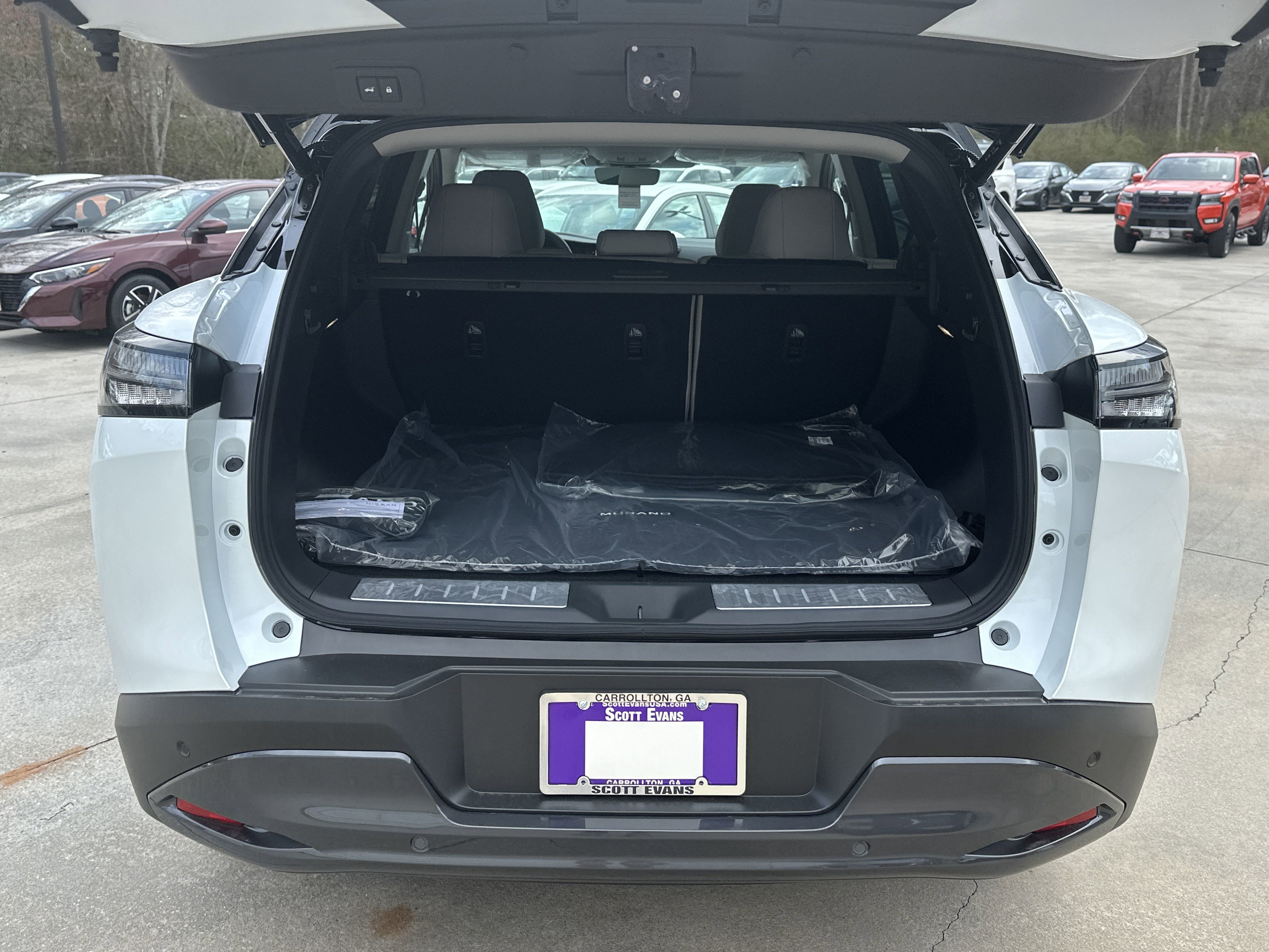 2025 Nissan Murano SL photo 13