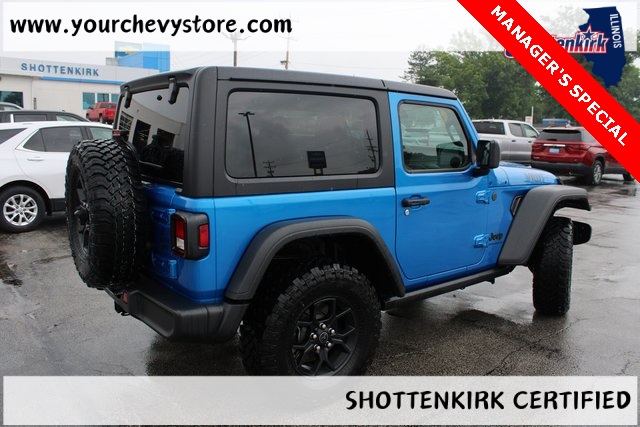 2024 Jeep Wrangler Willys photo 4