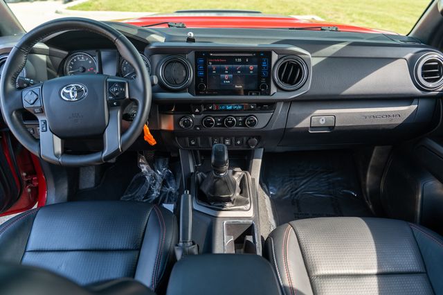 2017 Toyota Tacoma TRD Pro photo 14