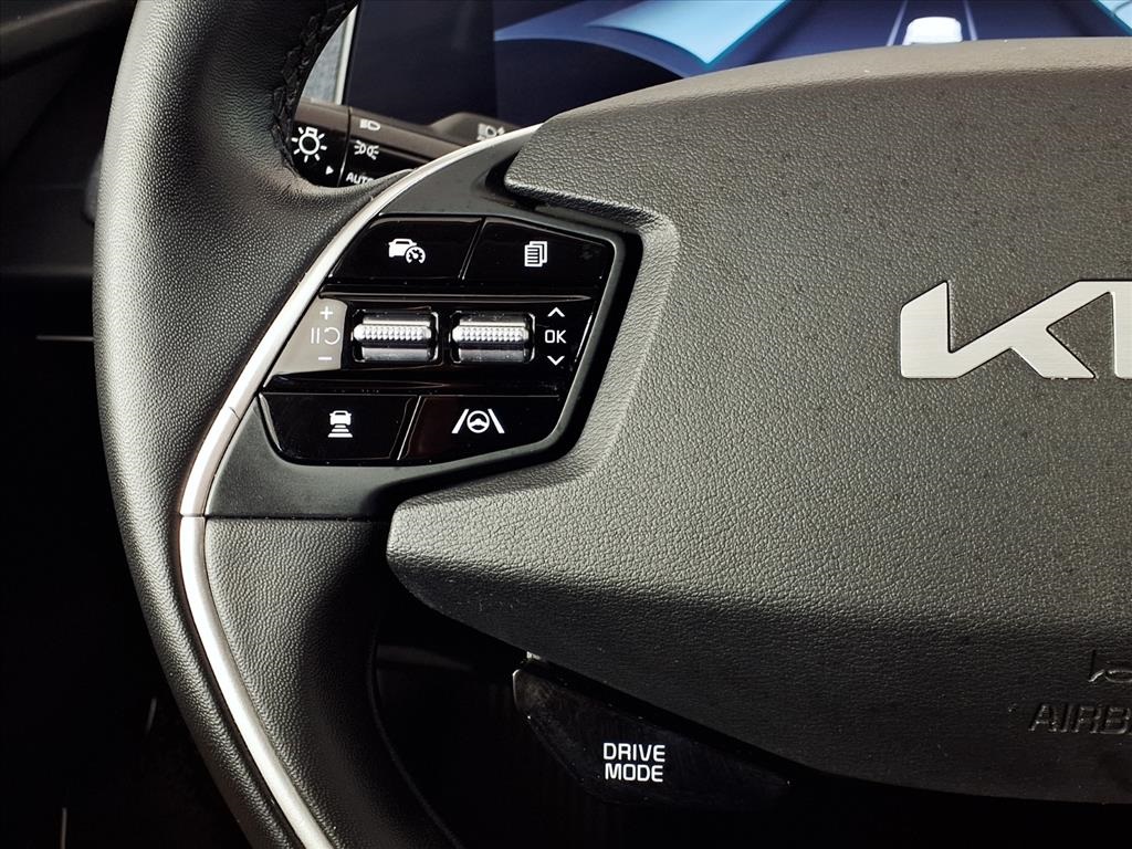 2022 Kia EV6 Wind photo 19