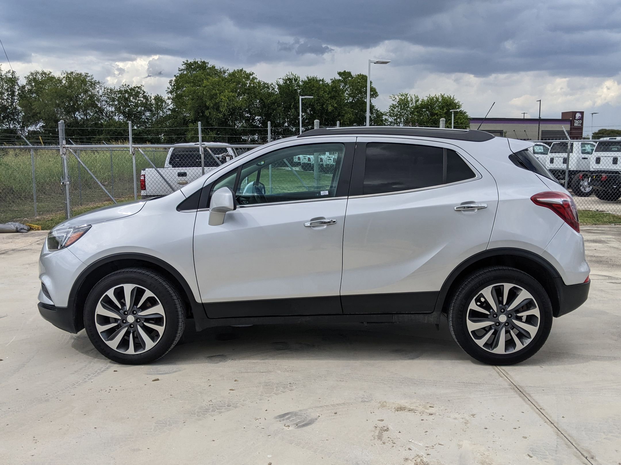 2022 Buick Encore Preferred photo 6