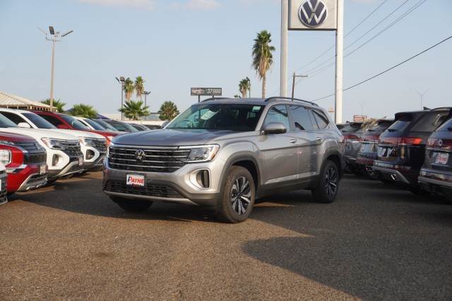 2026 Volkswagen Atlas SE's photo
