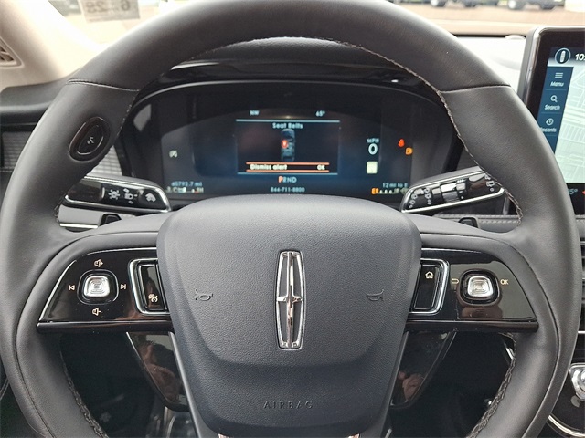 2023 Lincoln Corsair Standard photo 15
