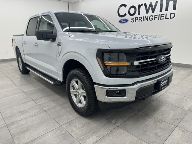 2025 Ford F-150 XLT photo 2