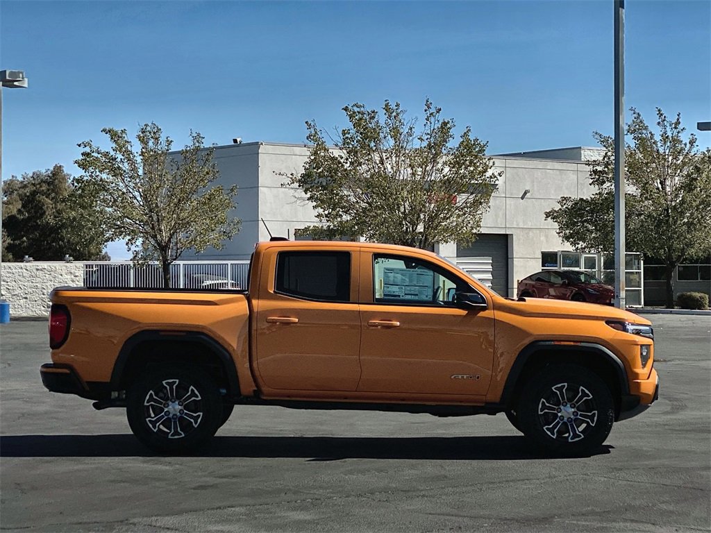 2025 Gmc Canyon AT4 photo 4