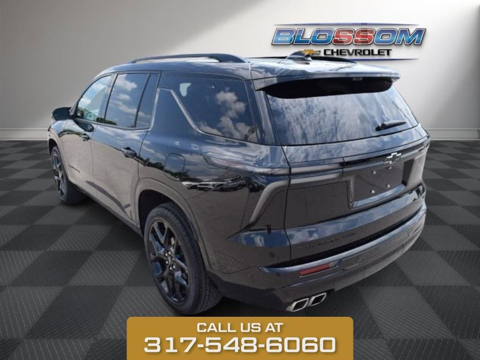 2024 Chevrolet Traverse RS photo 2