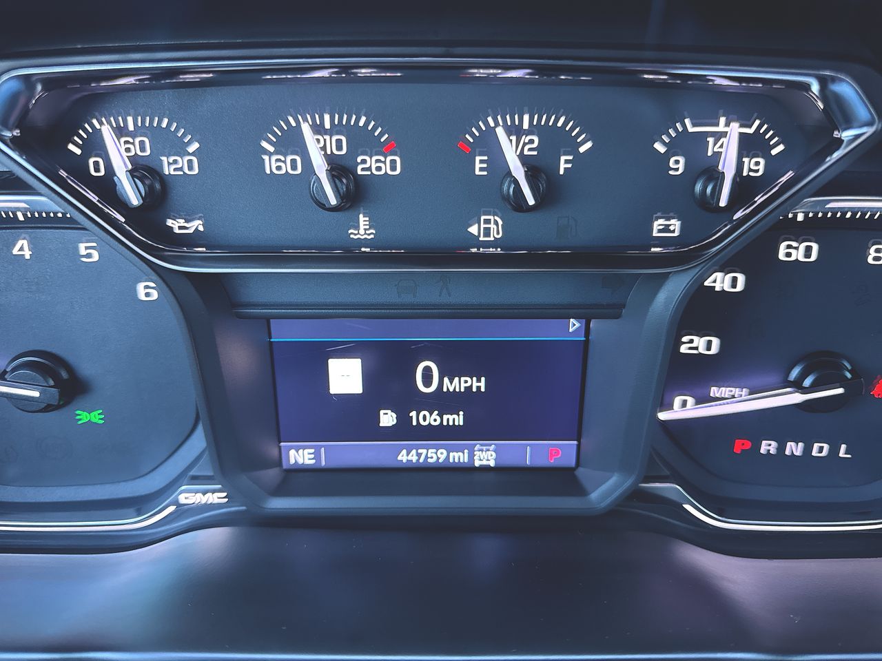 2020 Gmc Sierra SLT photo 4