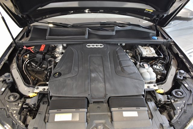 2022 Audi Q7 45 Premium Plus photo 27