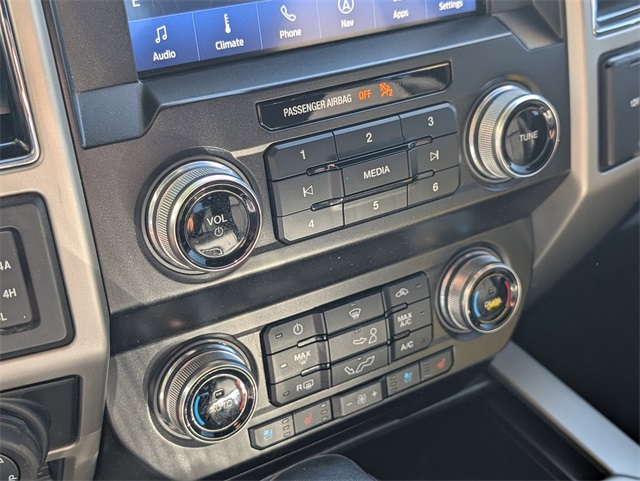 2020 Ford F-150 Lariat photo 18