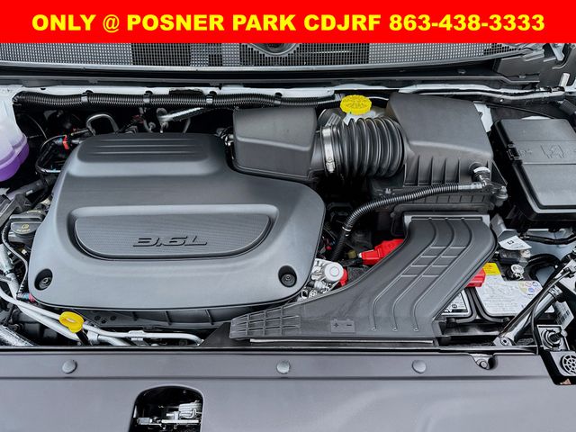 2026 Chrysler Pacifica Limited photo 29