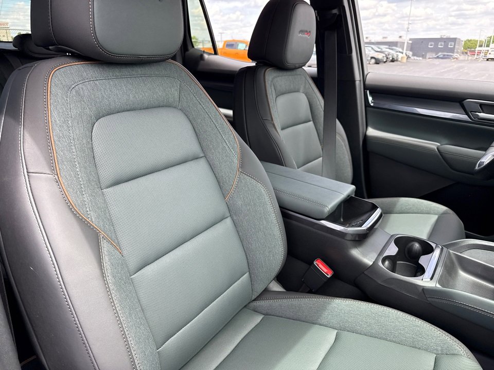 2026 Gmc Terrain AT4 photo 34