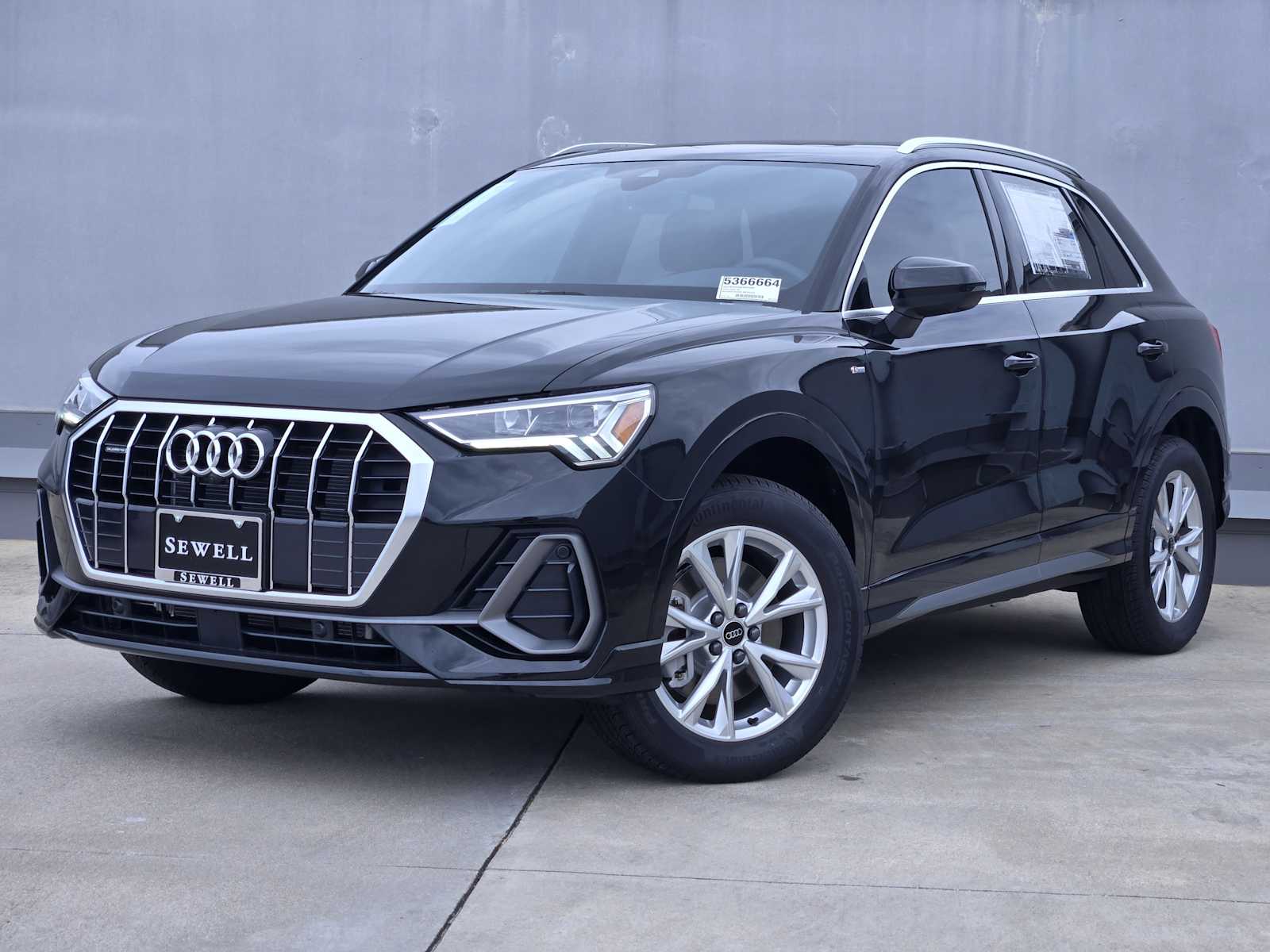 2025 Audi Q3 S line Premium Plus
