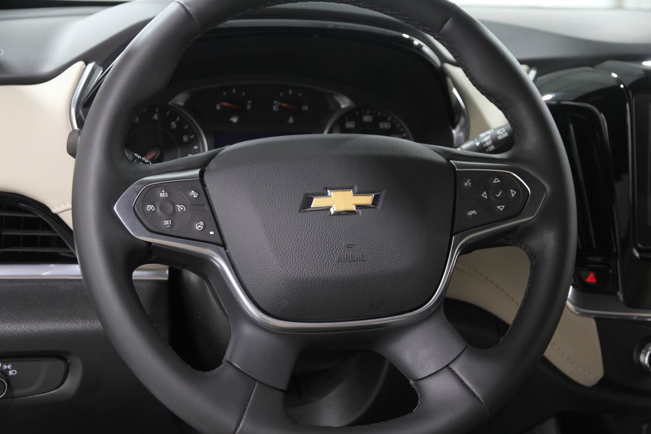 2023 Chevrolet Traverse Leather photo 6