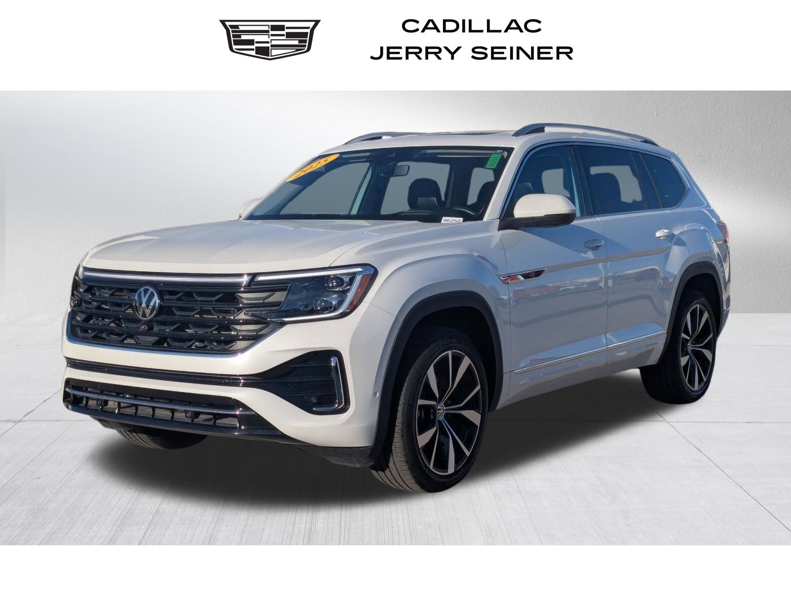 2025 Volkswagen Atlas SEL Premium R-Line's photo