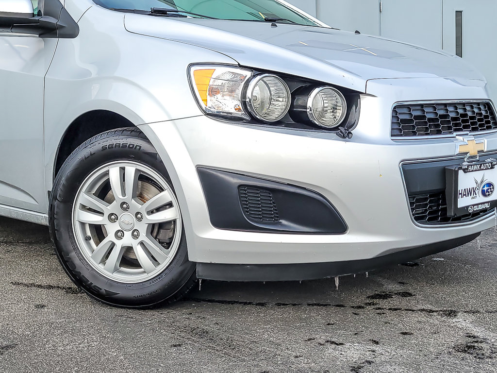 2014 CHEVROLET SONIC - Image 2
