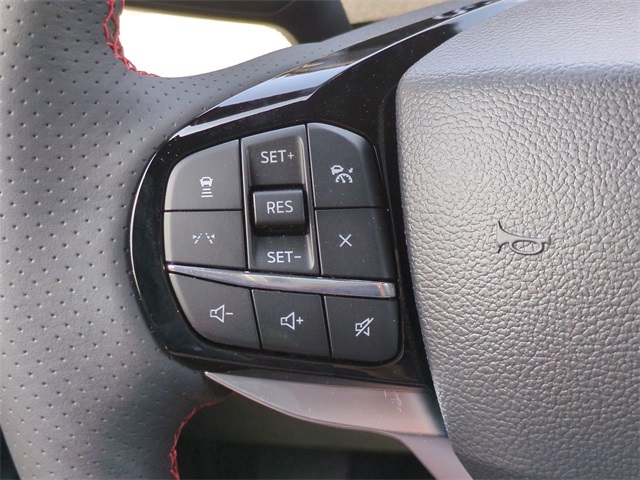 2025 Ford Explorer ST-Line photo 22
