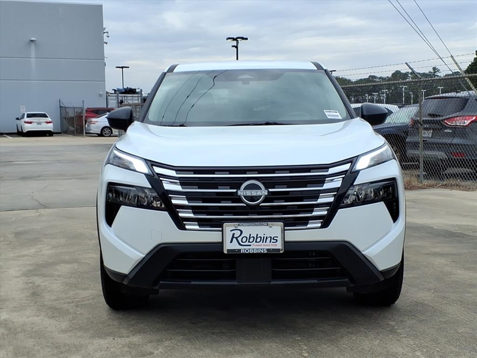 2025 Nissan Rogue S White at Robbins Nissan