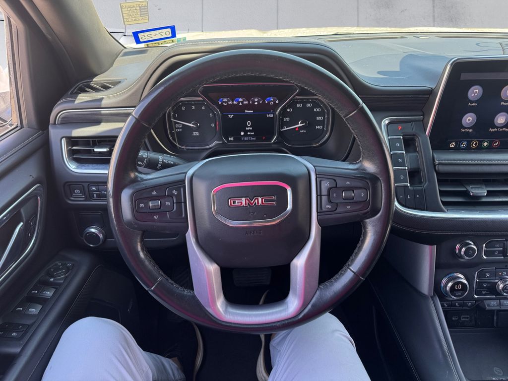 2021 Gmc Yukon SLT photo 9