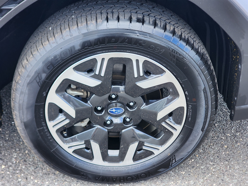 2025 Subaru Forester Premium Base photo 4