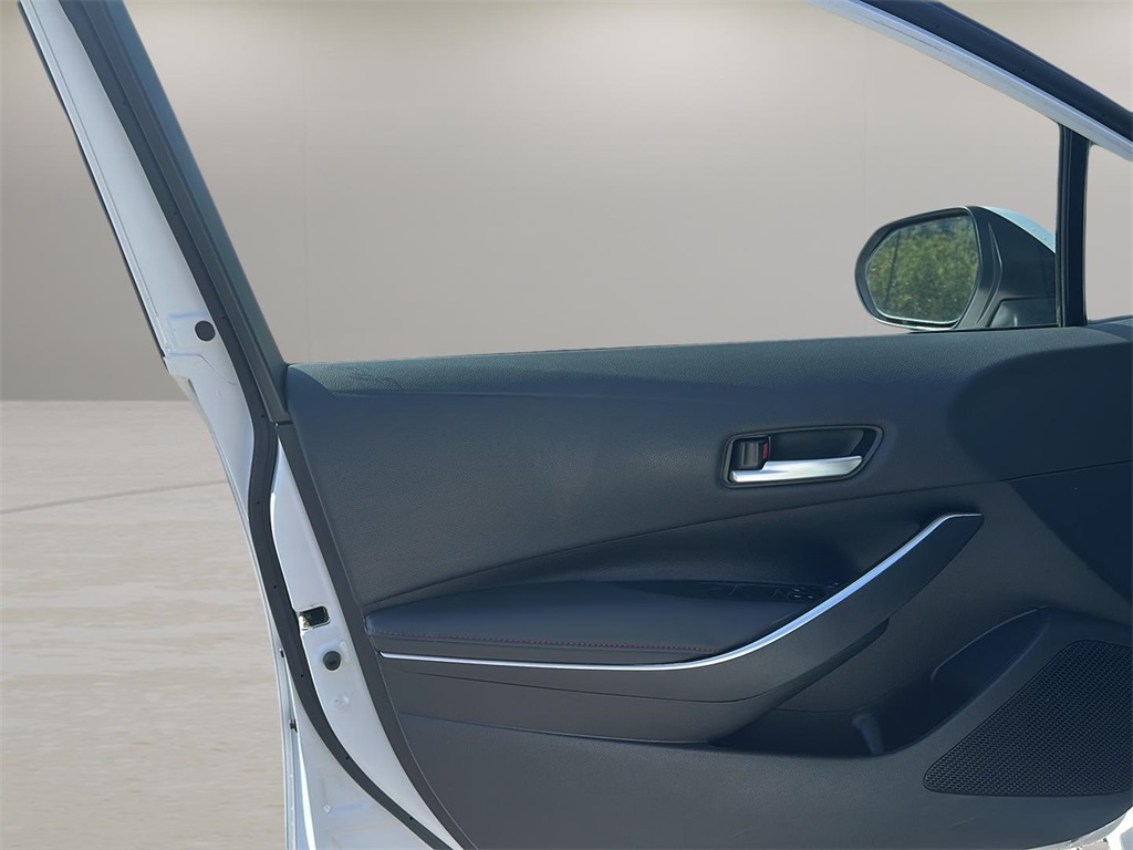 2023 Toyota Corolla SE photo 15