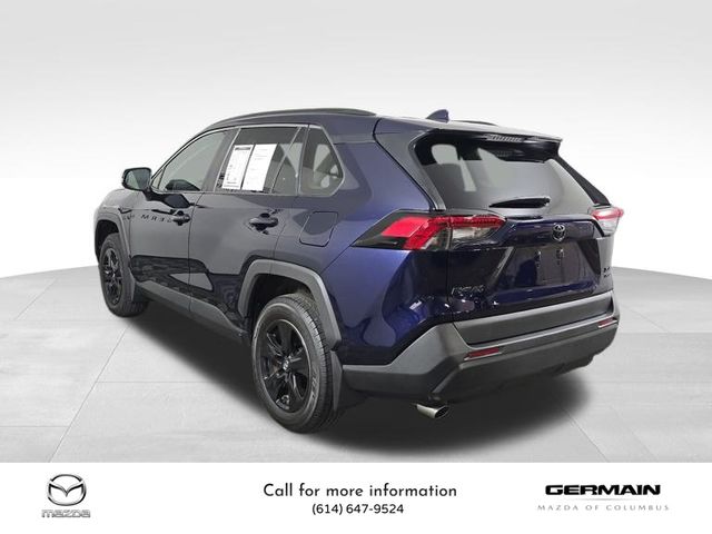 2019 Toyota RAV4 XLE photo 8
