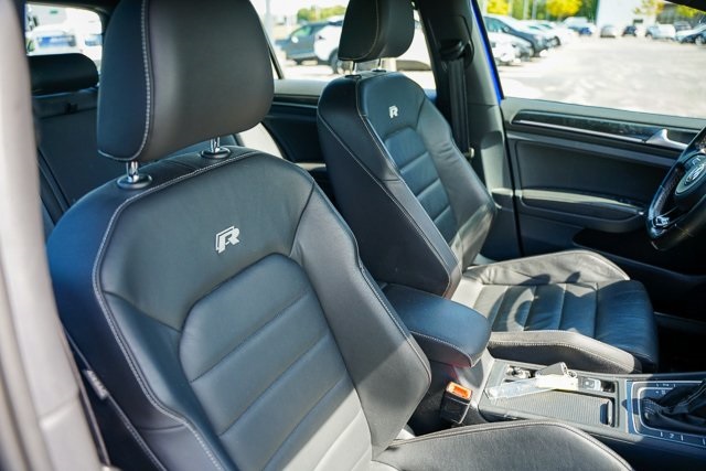 2017 Volkswagen Golf R 4Motion photo 28