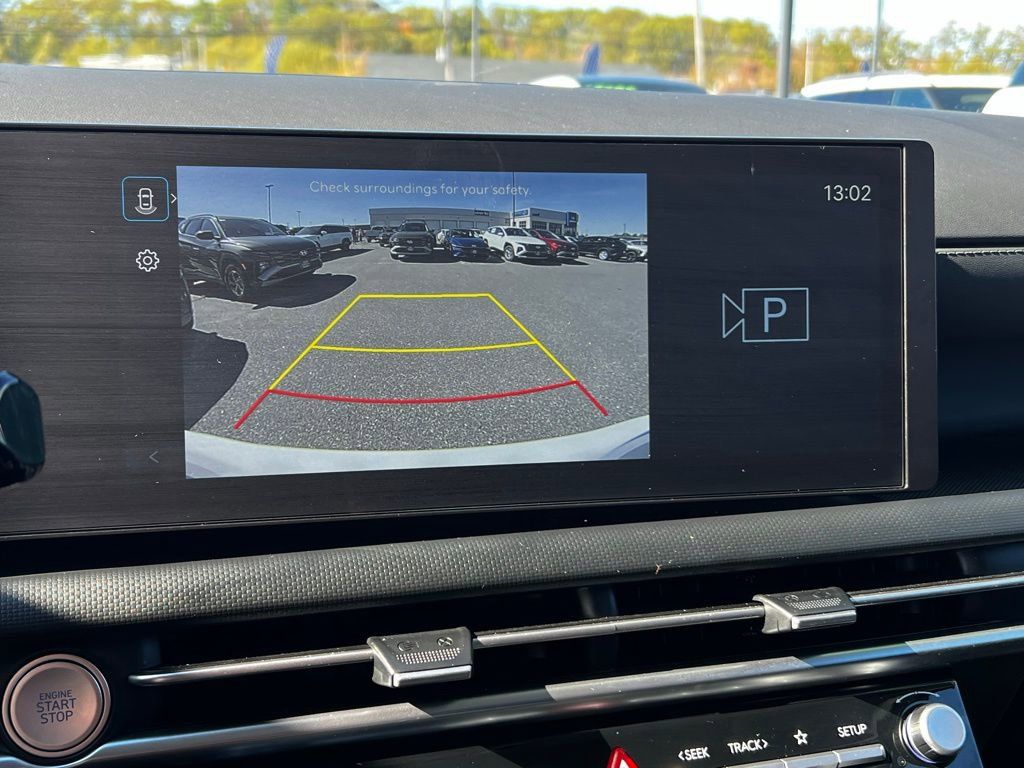 2025 Hyundai Tucson SEL photo 3