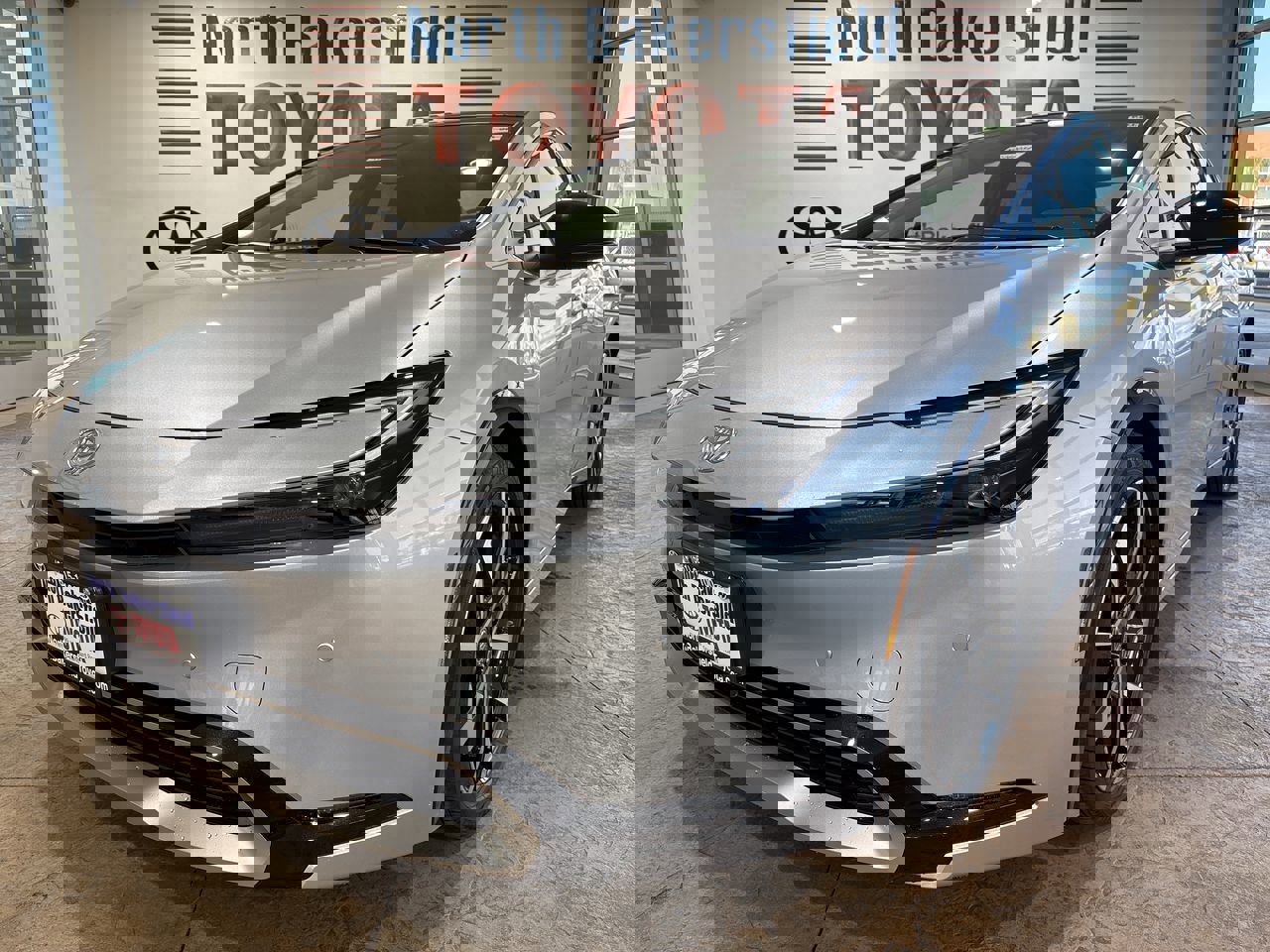2026 Toyota Prius XSE's photo
