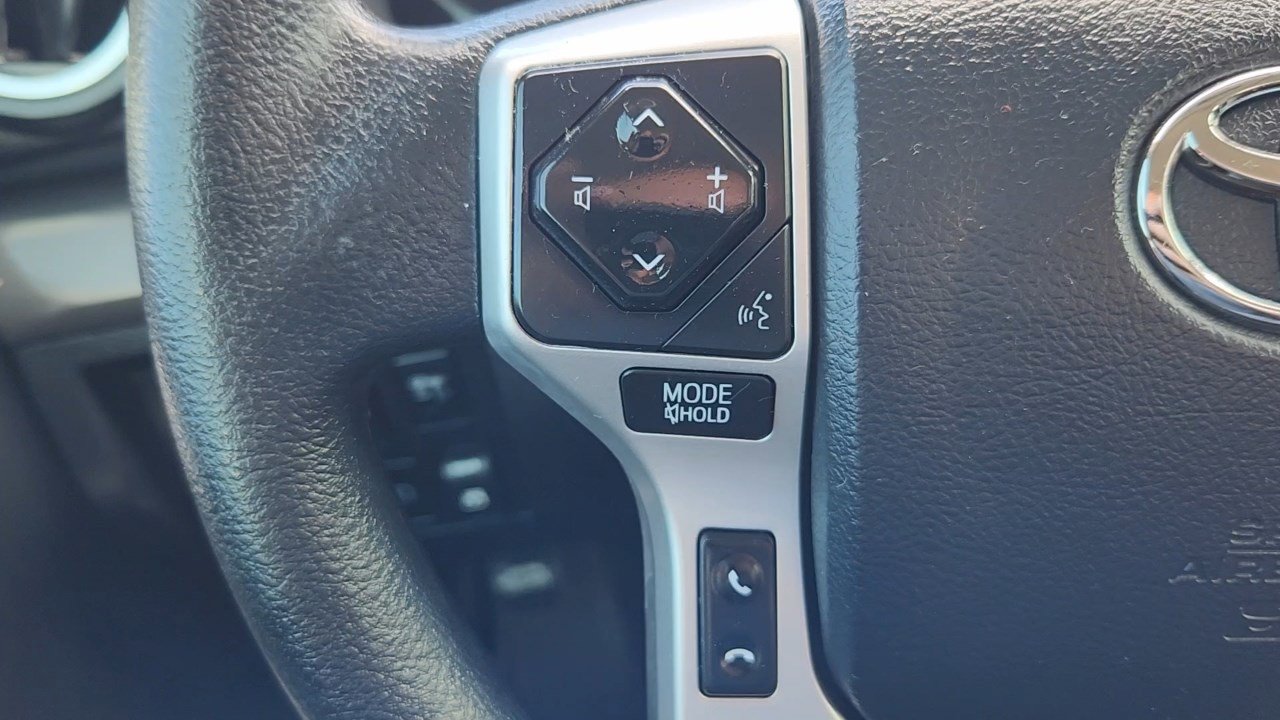2018 Toyota Tundra SR5 photo 11