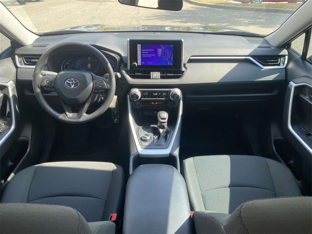 2024 Toyota RAV4 Hybrid LE photo 9