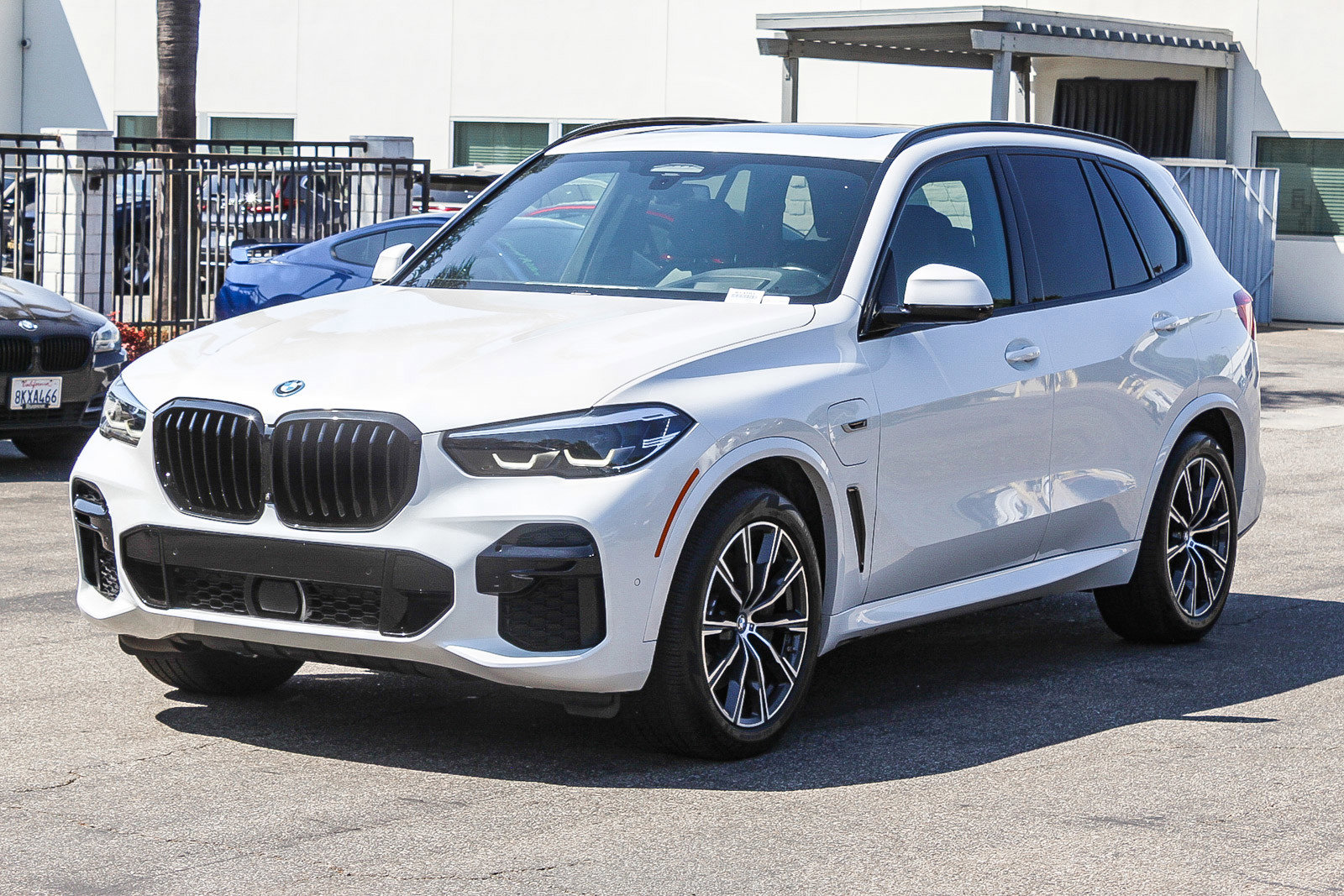 2022 Bmw X5 xDrive45e photo 3