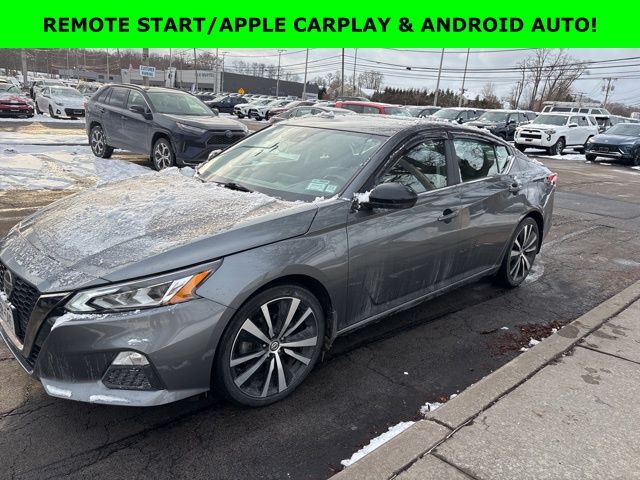 2022 Nissan Altima SR