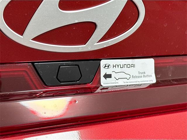 2025 Hyundai Elantra SEL Sport photo 30
