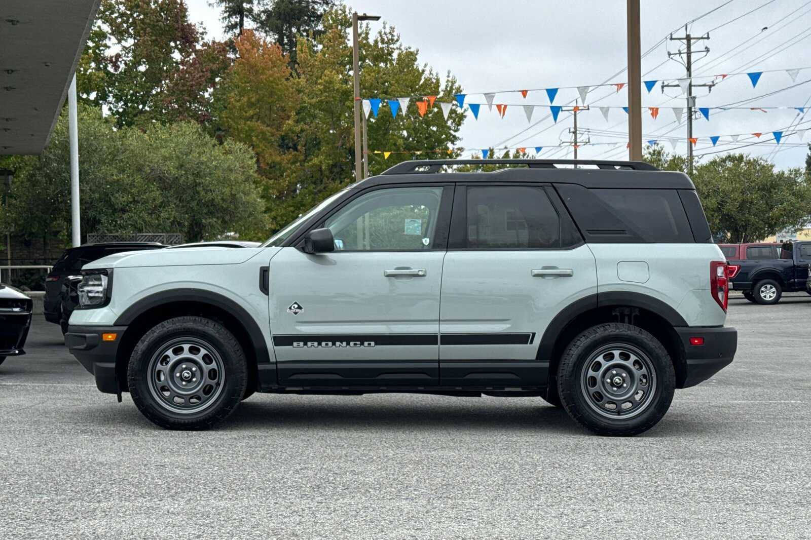2023 Ford Bronco Sport Outer Banks photo 4