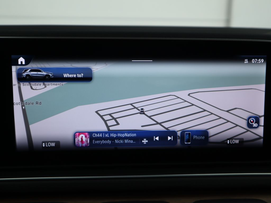 2025 Mercedes Benz GLE 350 4MATIC photo 13
