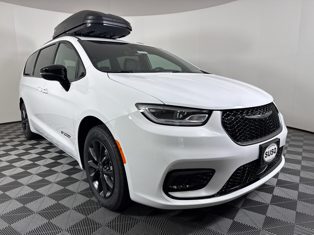 2025 Chrysler Pacifica photo 9