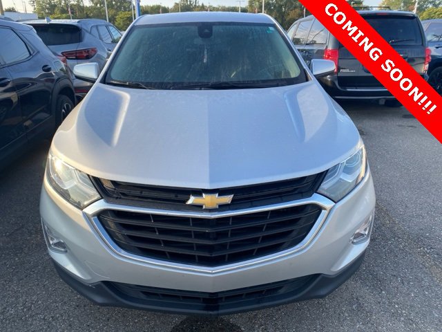 2019 Chevrolet Equinox LT photo 2