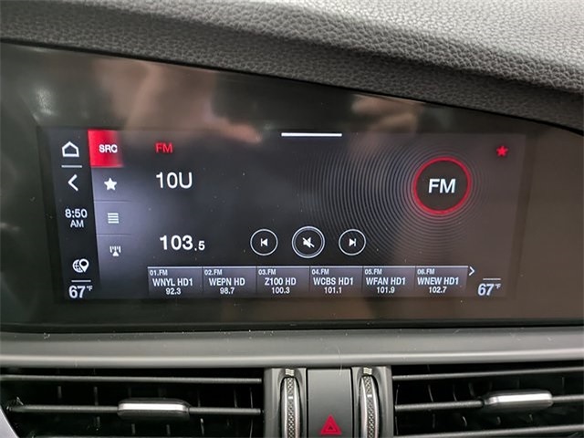 2022 Alfa Romeo Giulia Ti photo 12