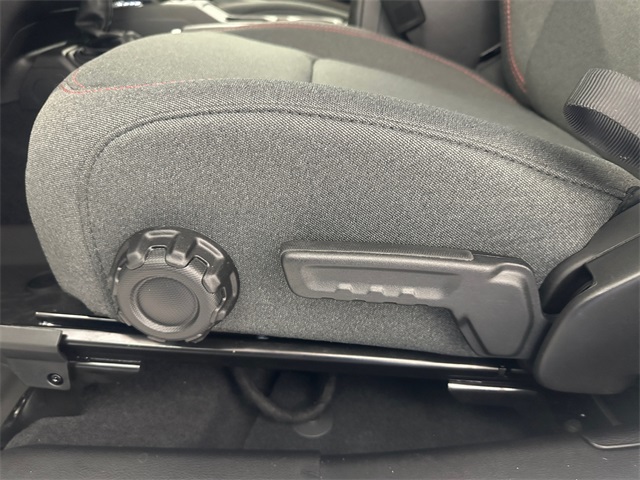 2025 Jeep Wrangler Rubicon photo 20