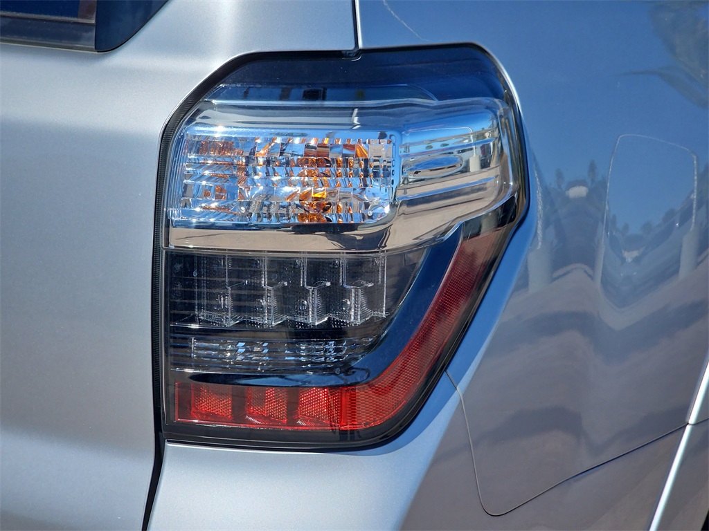 2024 Toyota 4Runner SR5 Premium photo 40