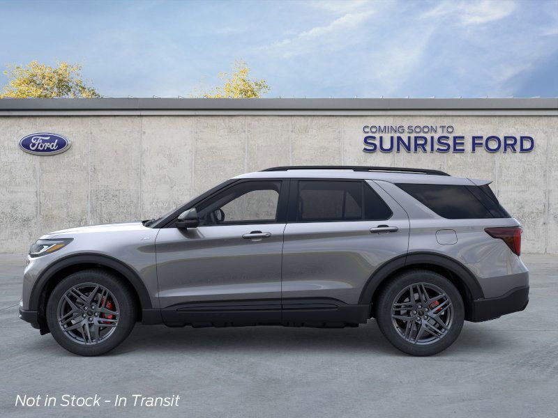 2025 Ford Explorer ST-Line photo 4