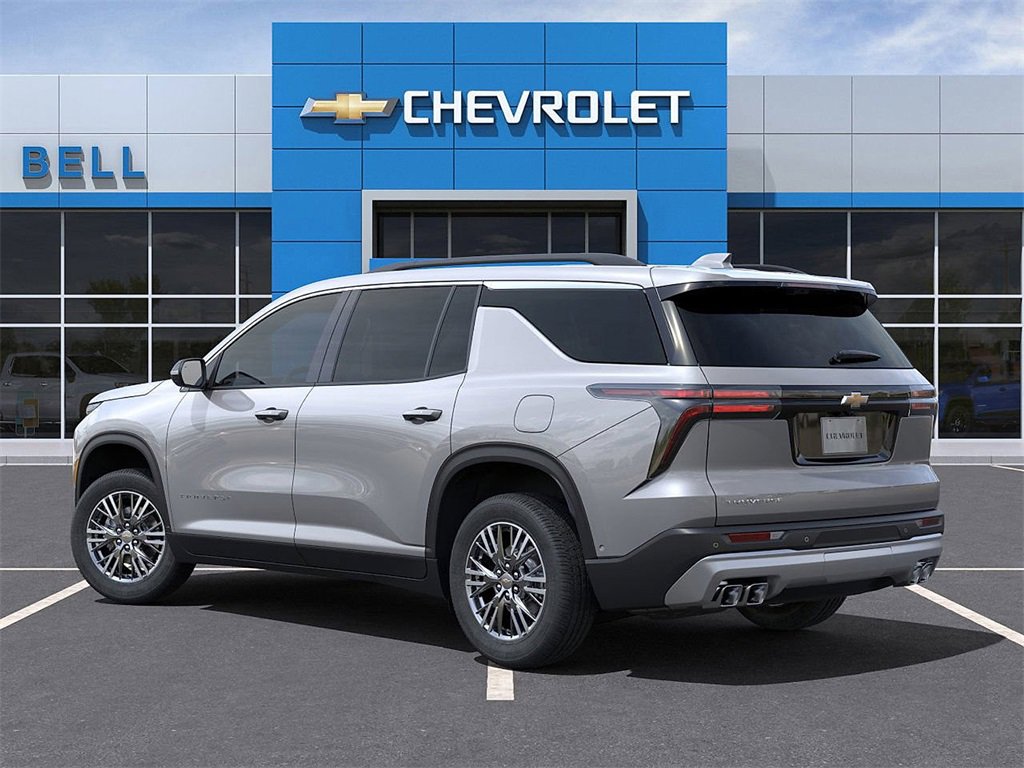 2025 Chevrolet Traverse photo 3