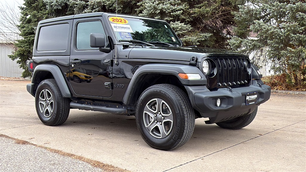 2023 Jeep Wrangler 2-Door Sport S's photo