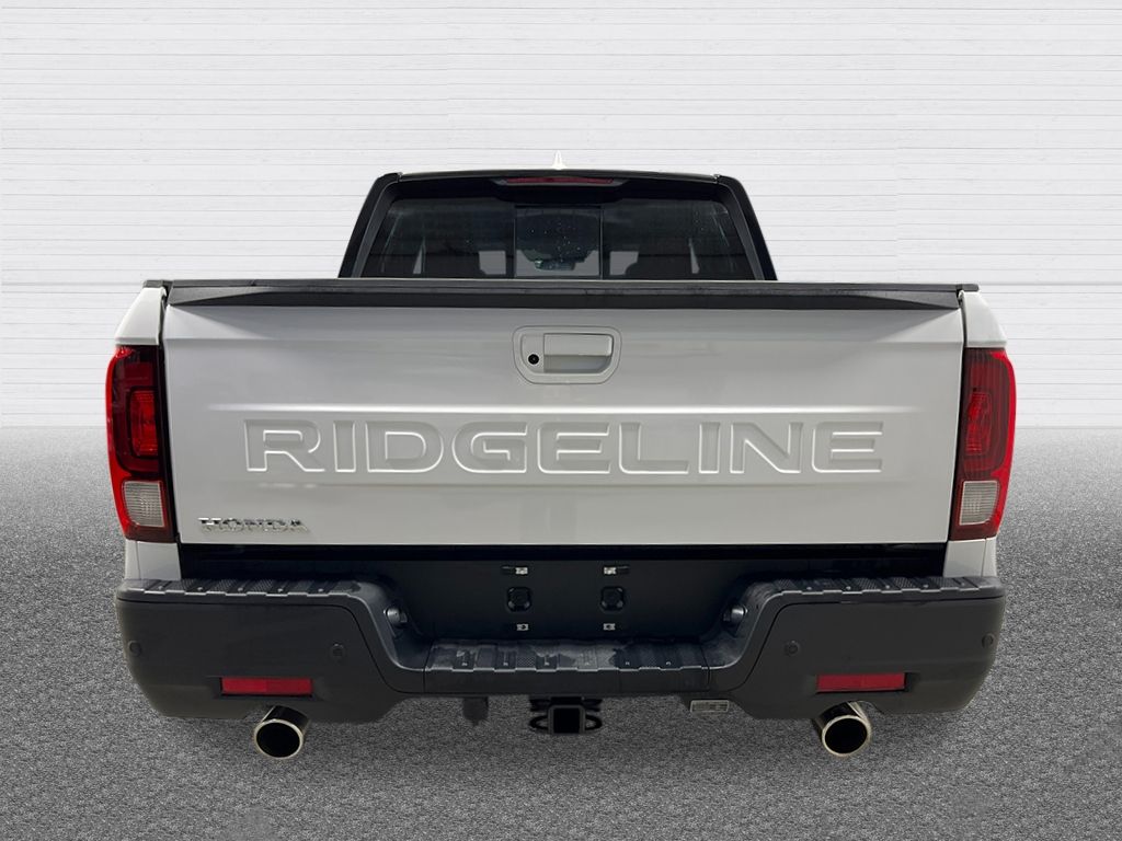 2025 Honda Ridgeline Black Edition photo 4